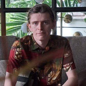 Meet your Posher, Bruce